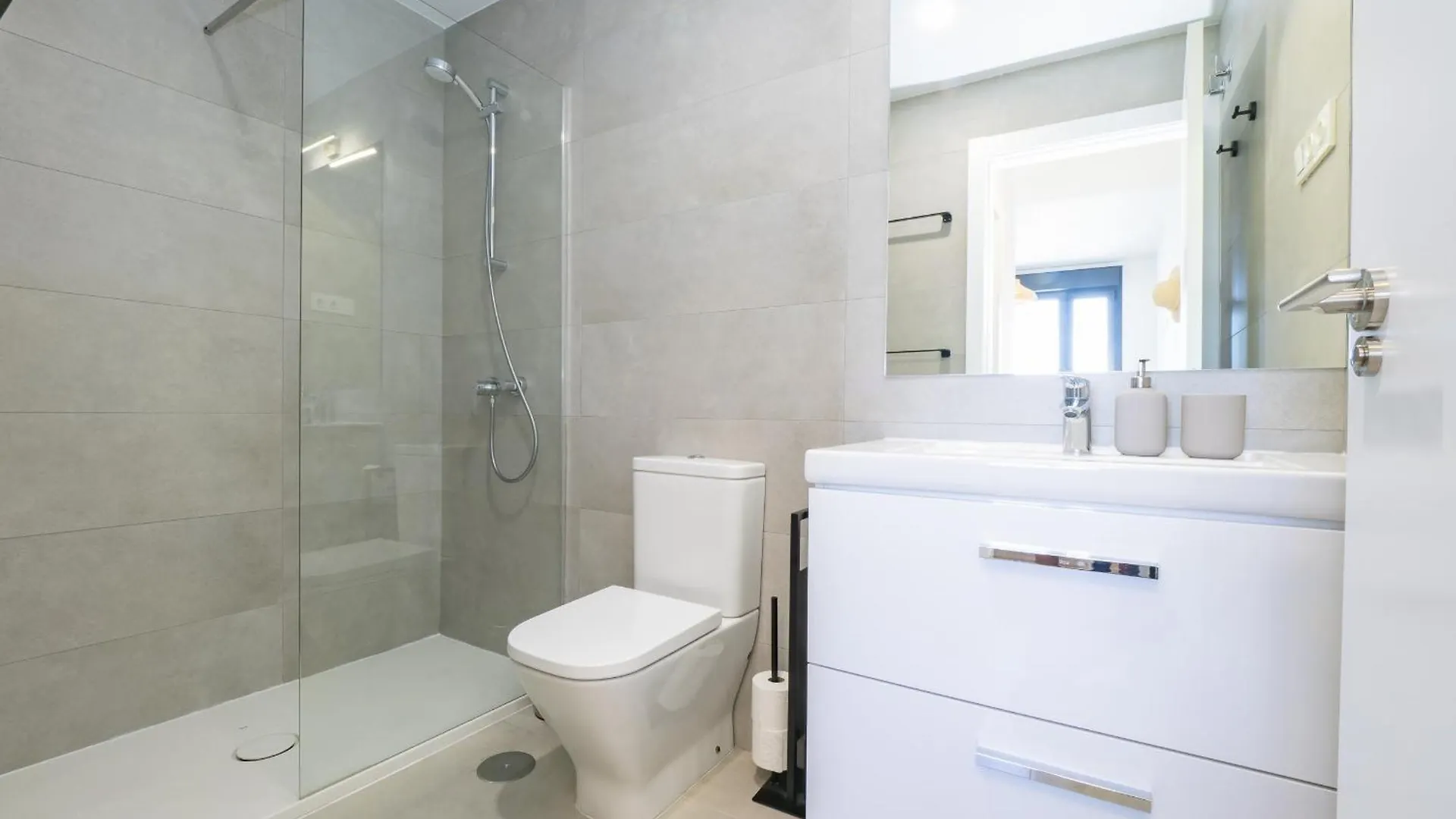 Cubo'S Urban Sky Apartment Malaga View 17